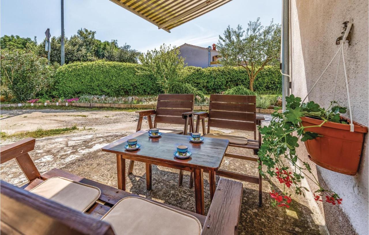 Cozy Apartment In Fazana With Kitchen Esterno foto